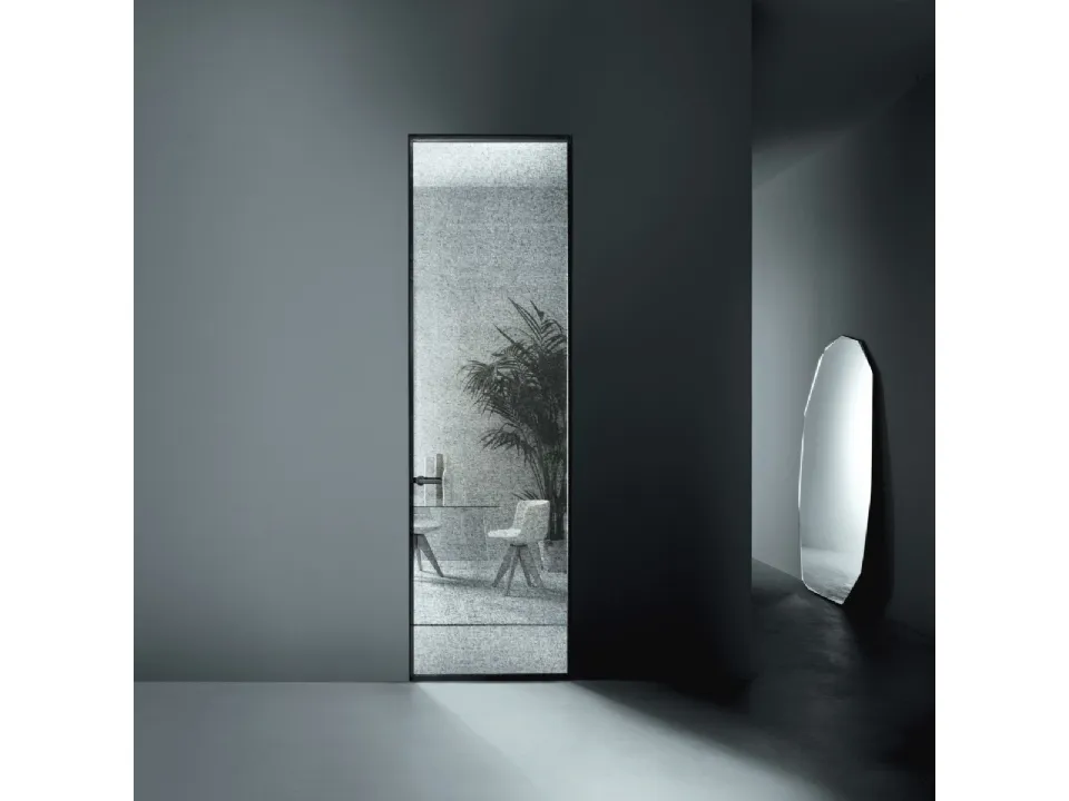 Porta per interni Aladin Swing Plain Mono di Glas Italia