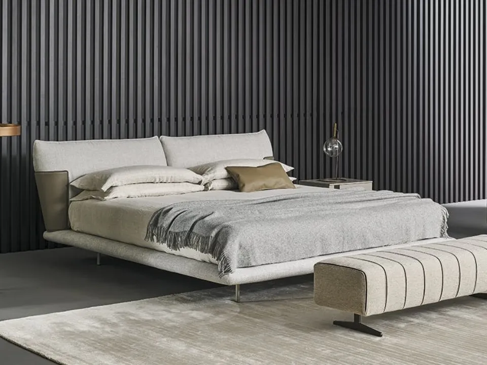 Letto in tessuto imbottito con testiera Blend Bed di Bonaldo