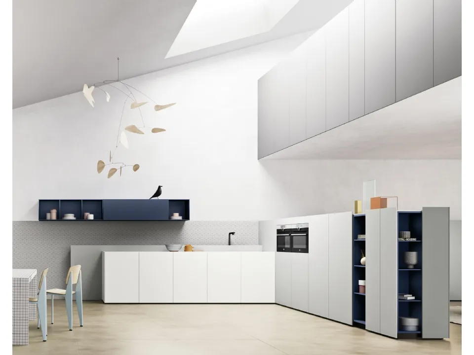 Cucina Moderna ad angolo ME Slim in Fenix Bianco, Grigio Efeso e Blu Fes di Meson's Cucine